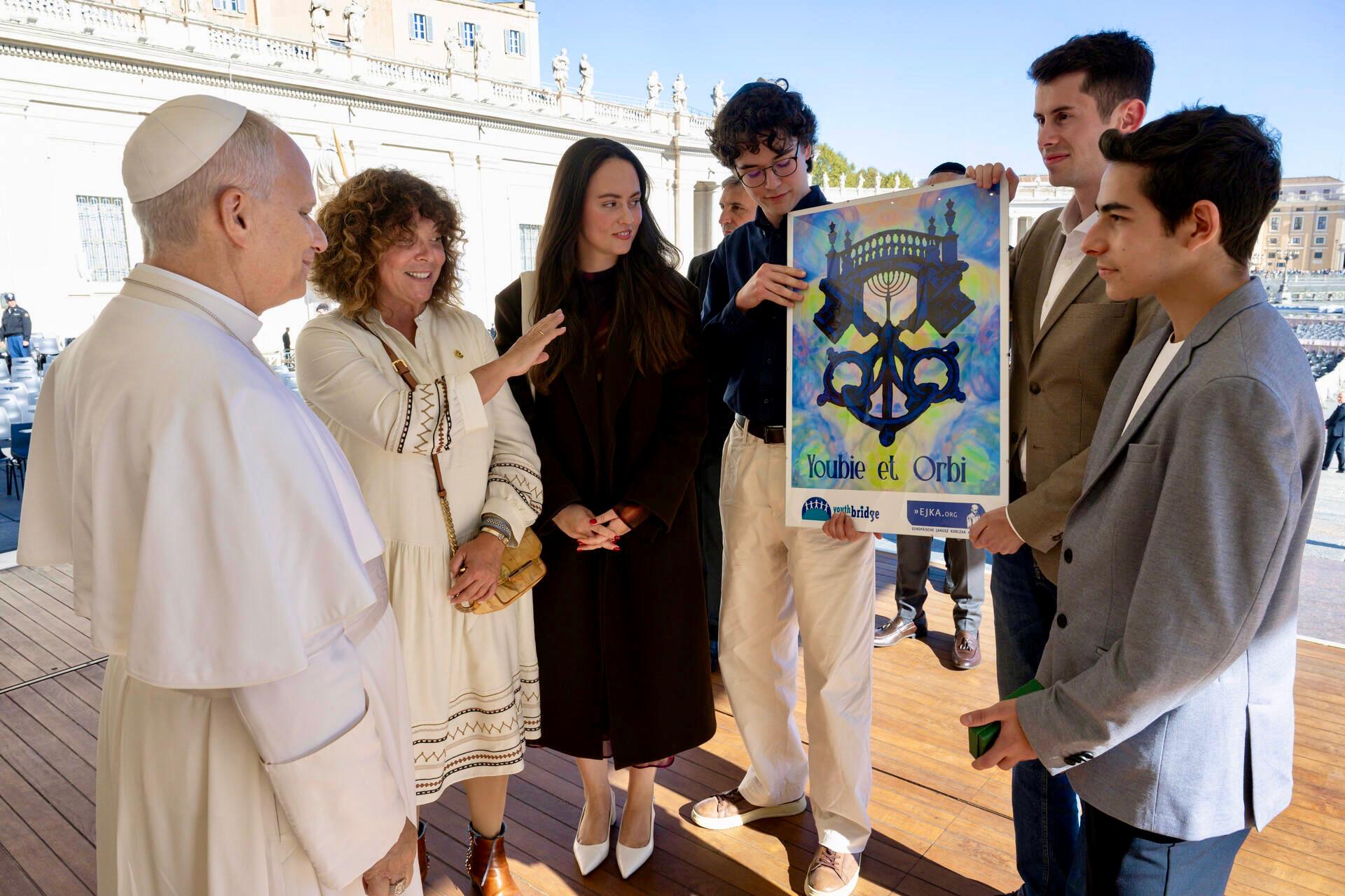 Youthbridge mit Papst