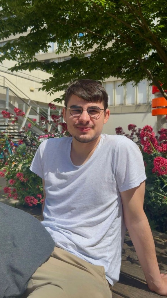 Juniorreferent Jan Buchala bei YouthBridge